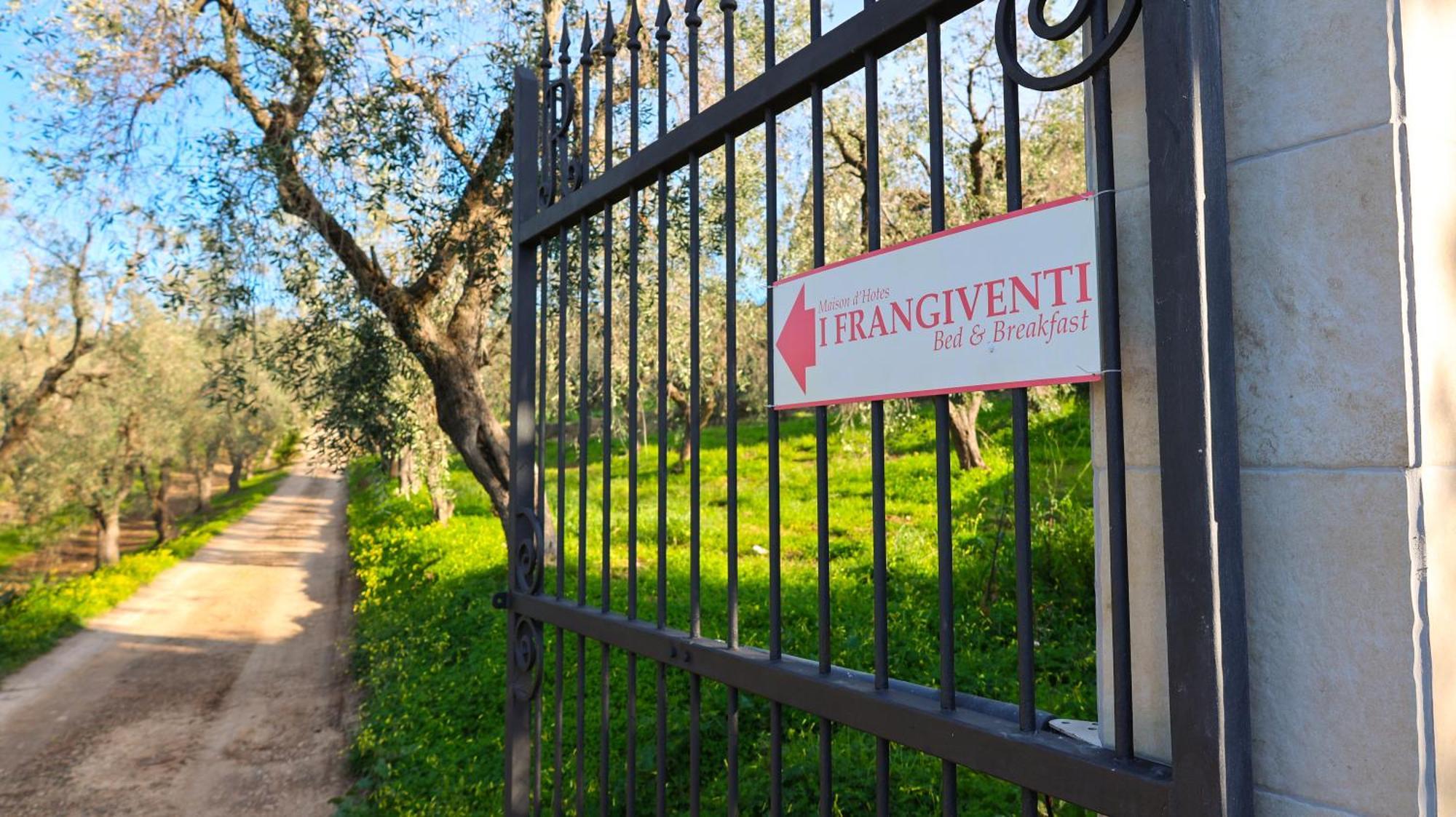 I Frangiventi Bed & Breakfast Rodi Garganico Bagian luar foto