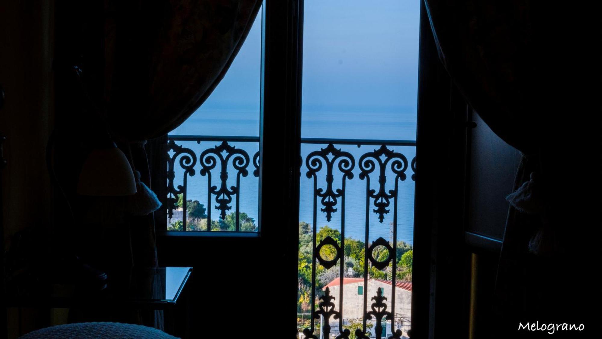 I Frangiventi Bed & Breakfast Rodi Garganico Bagian luar foto